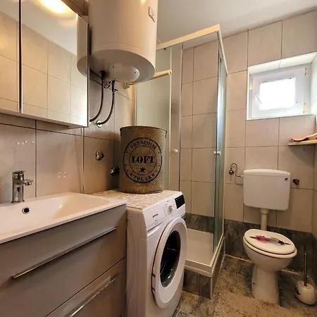 Kauric By Interhome